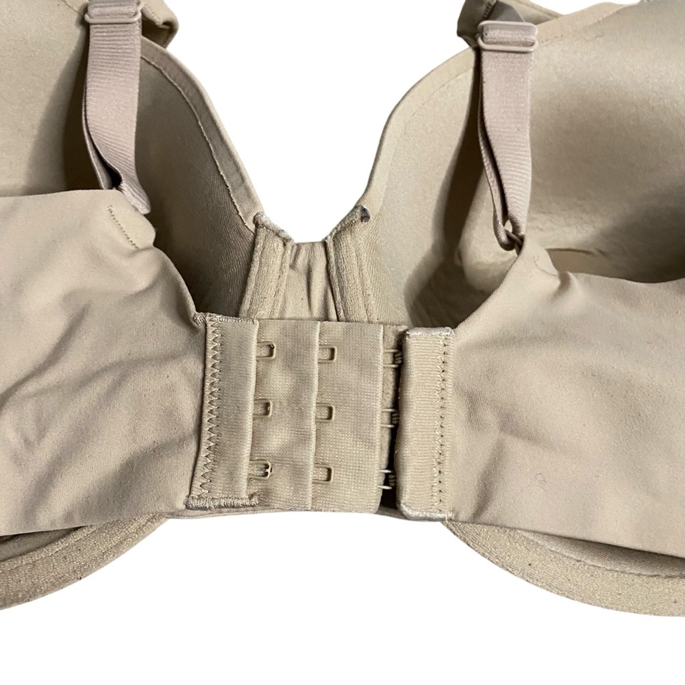 Olga Women's To a Tee Tan Full-Coverage Underwire Contour T-Shirt Bra - Picture 5 of 6